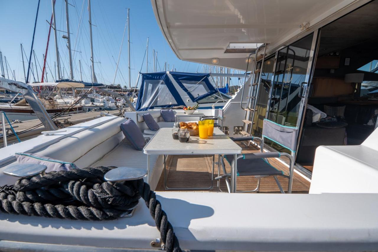 Hebergements Bateaux A Quai Porquerolles Esterno foto