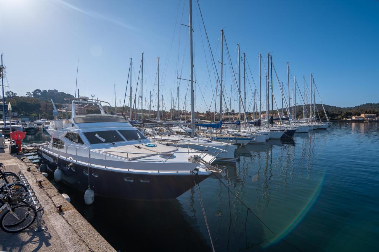 Hebergements Bateaux A Quai Porquerolles Esterno foto
