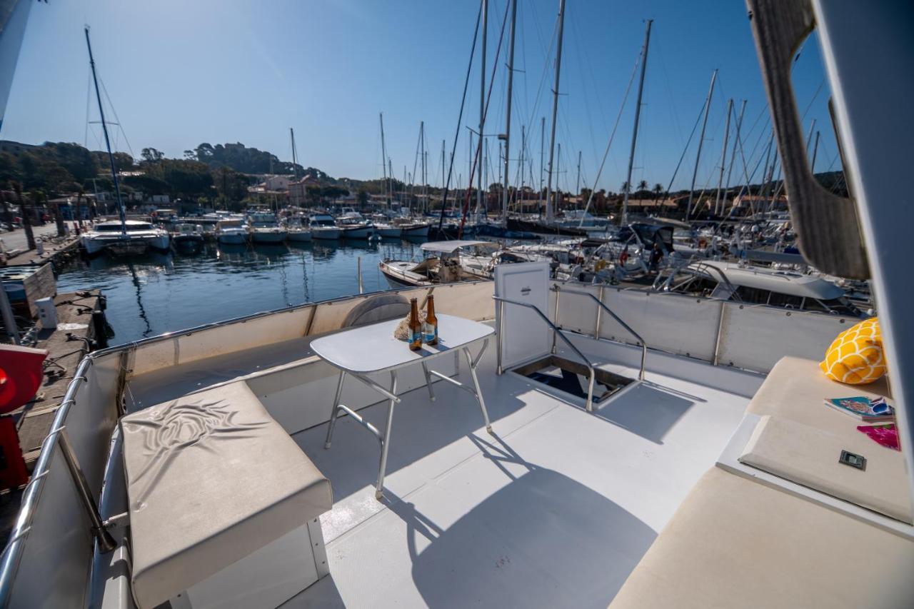 Hebergements Bateaux A Quai Porquerolles Esterno foto