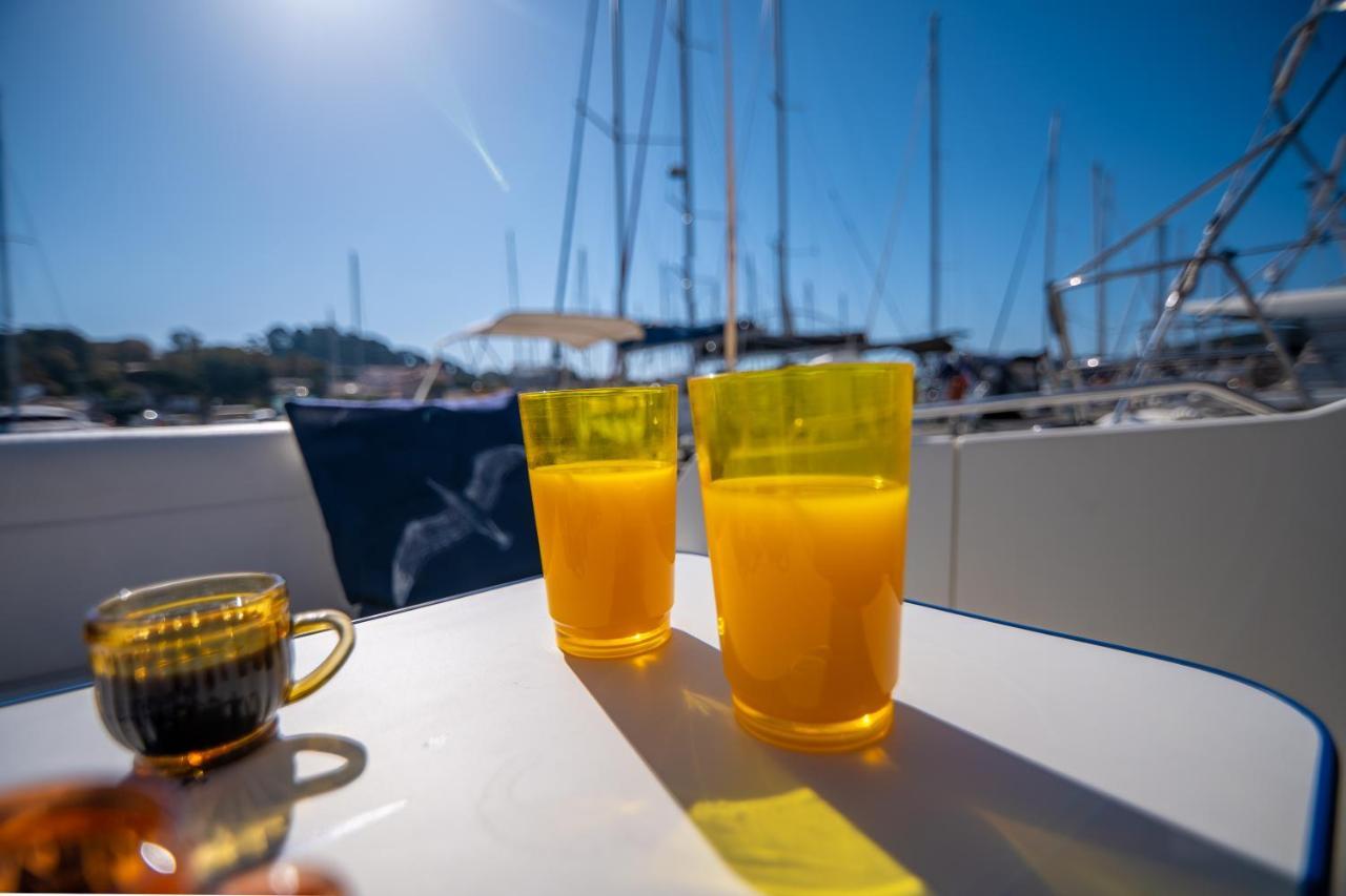 Hebergements Bateaux A Quai Porquerolles Esterno foto